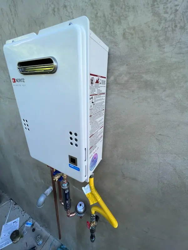 Tankless water heater installation for Moscow Hill homes